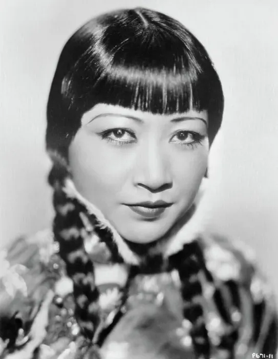Framed Print : Actress Anna May Wong Framed Print : Actress Anna May Wong