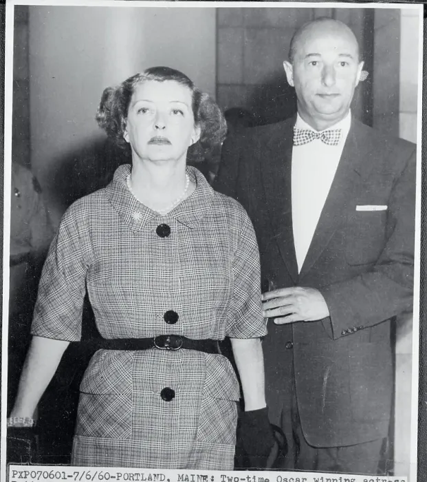 Framed Print : Actress Bette Davis Standing Alongside Her Lawyer During Hearing Framed Print : Actress Bette Davis Standing Alongside Her Lawyer During Hearing