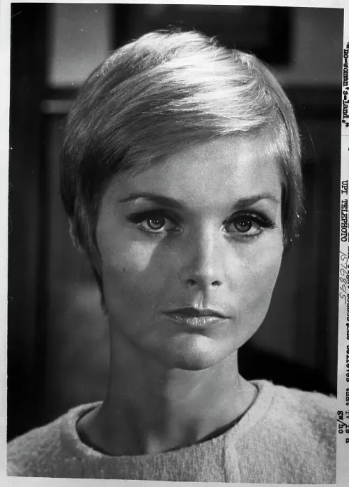 Framed Print : Actress Carol Lynley