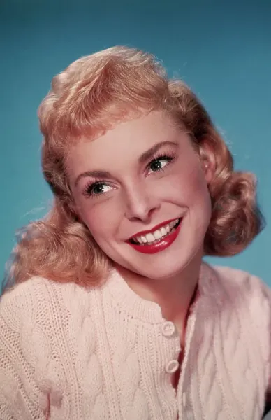 Janet Leigh Print by Bettmann Archive. Art Prints, Posters