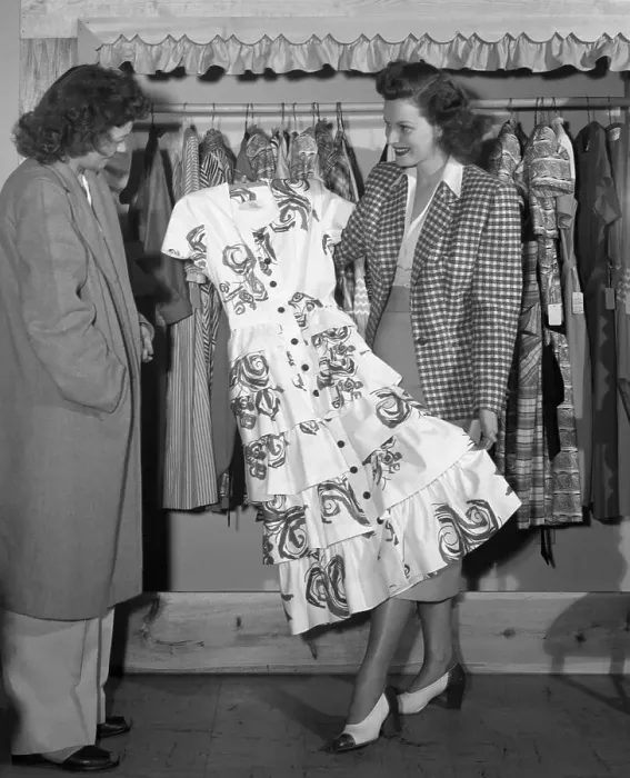 Framed Print : Actress Maureen O'Hara Opens Dress Shop Framed Print : Actress Maureen O'Hara Opens Dress Shop