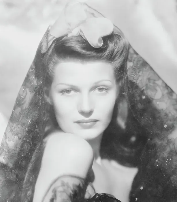 Framed Print : Actress Rita Hayworth Framed Print : Actress Rita Hayworth