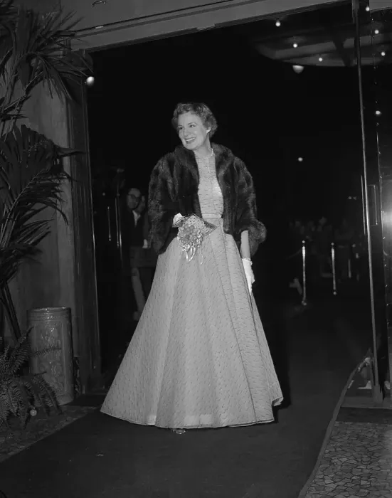 Framed Print : Actress Shirley Booth Posing in Evening Wear Framed Print : Actress Shirley Booth Posing in Evening Wear