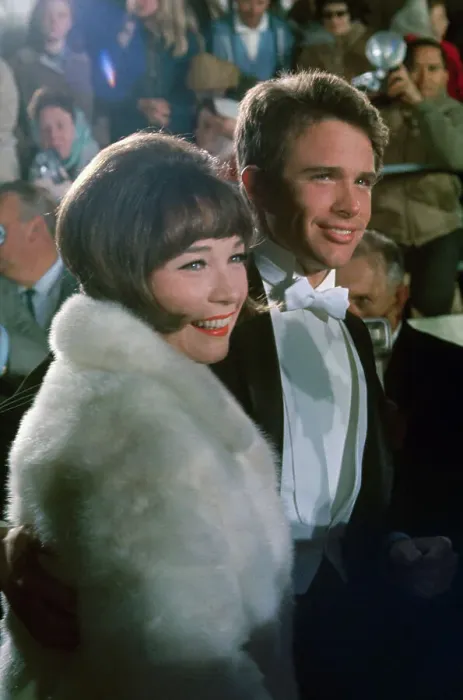 Framed Print : Actress Shirley Maclaine and Actor Warren Beatty Framed Print : Actress Shirley Maclaine and Actor Warren Beatty