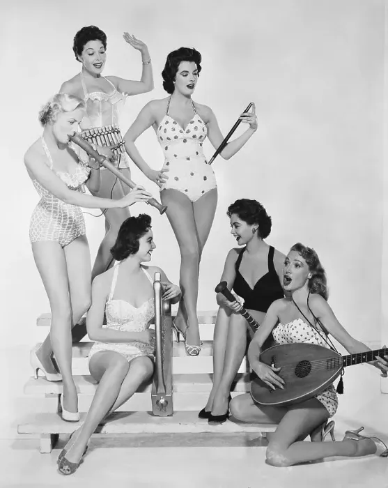 Framed Print : Actresses Playing 16th Century Instruments in Swimsuits