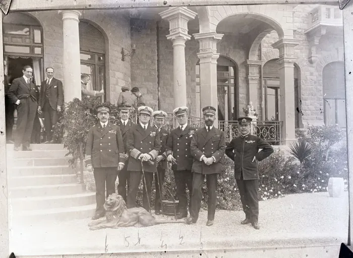 Framed Print : Admiral Beatty and Staff at Peace Conference Framed Print : Admiral Beatty and Staff at Peace Conference