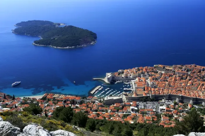Framed Print : Aerial View of the City walls Dubrovnik Framed Print : Aerial View of the City walls Dubrovnik