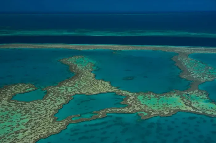 Framed Print : Aerial view of the Great Barrier Reef, UNESCO World Heritage Site, Queensland, Australia