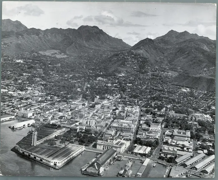 Framed Print : Aerial View of Honolulu Hawaii Framed Print : Aerial View of Honolulu Hawaii