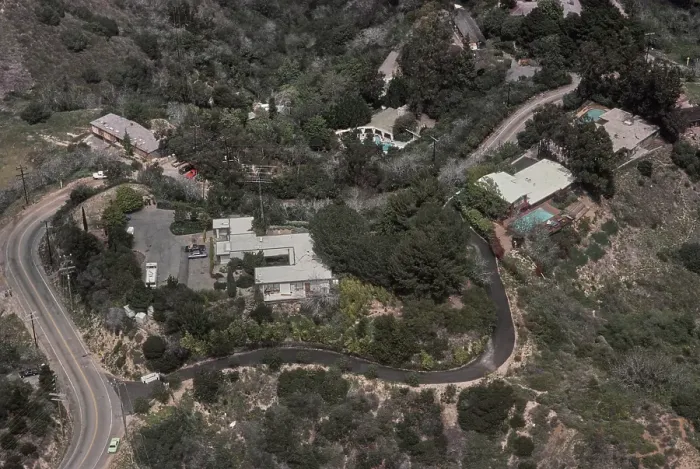 Framed Print : Aerial View Of Jack Nicholson's Mulholland Drive Property, 1977 Framed Print : Aerial View Of Jack Nicholson's Mulholland Drive Property, 1977