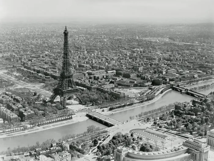 Framed Print : Aerial View of Paris Framed Print : Aerial View of Paris