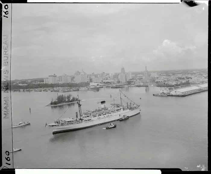 Framed Print : Aerial View of Tarsus Entering Miami Port Framed Print : Aerial View of Tarsus Entering Miami Port