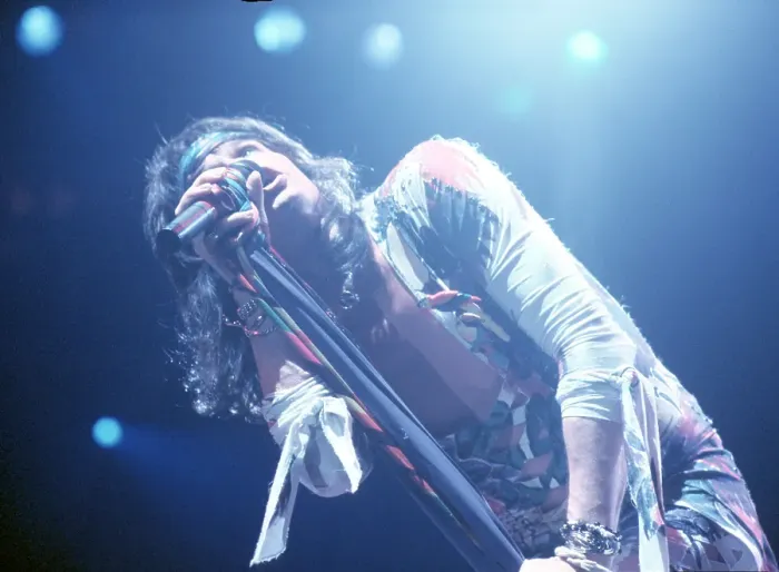 Framed Print : Aerosmith Performing In Los Angeles