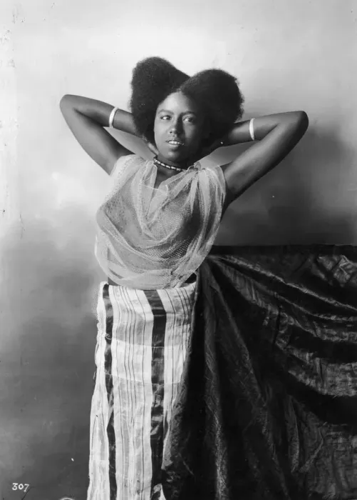 Framed Print : Afro Woman