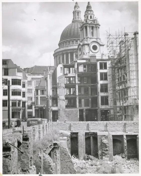 Framed Print : Aftermath of London Bomb Framed Print : Aftermath of London Bomb