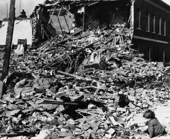 Framed Print : Aftermath of London Bombing Framed Print : Aftermath of London Bombing