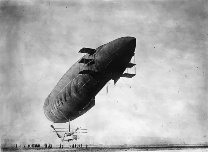 Framed Print : Airship. 1917: A British airship attached to its mooring Framed Print : Airship. 1917: A British airship attached to its mooring