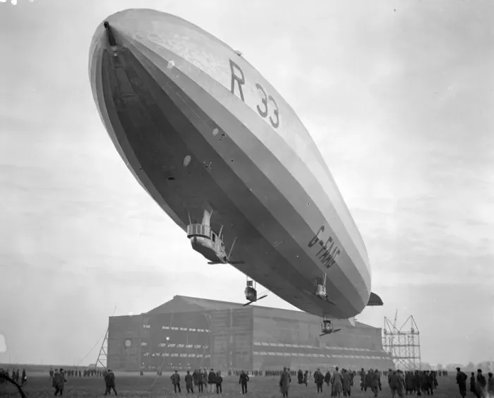 Framed Print : Airship R33 Framed Print : Airship R33