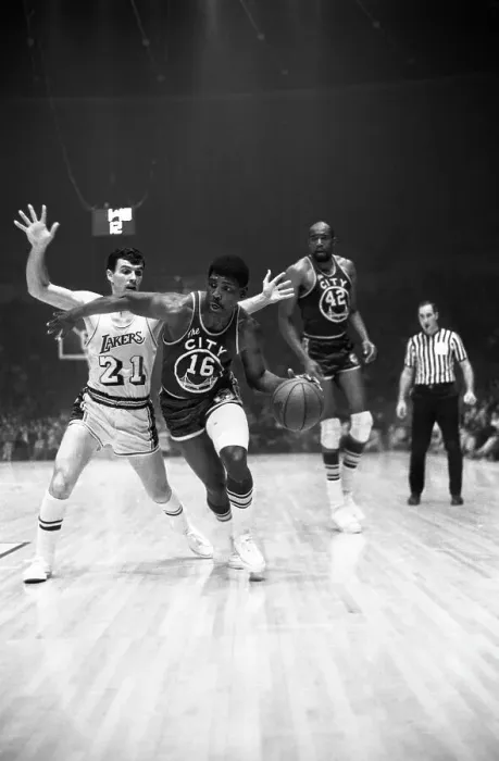 Framed Print : Al Attles of the San Francisco Warriors Framed Print : Al Attles of the San Francisco Warriors