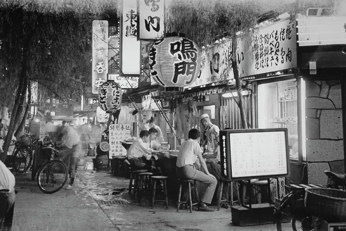 Framed Print : Al Fresco Dining, Tokyo Framed Print : Al Fresco Dining, Tokyo