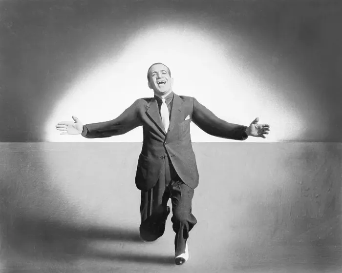 Framed Print : Al Jolson Singing With Arms Outstretched