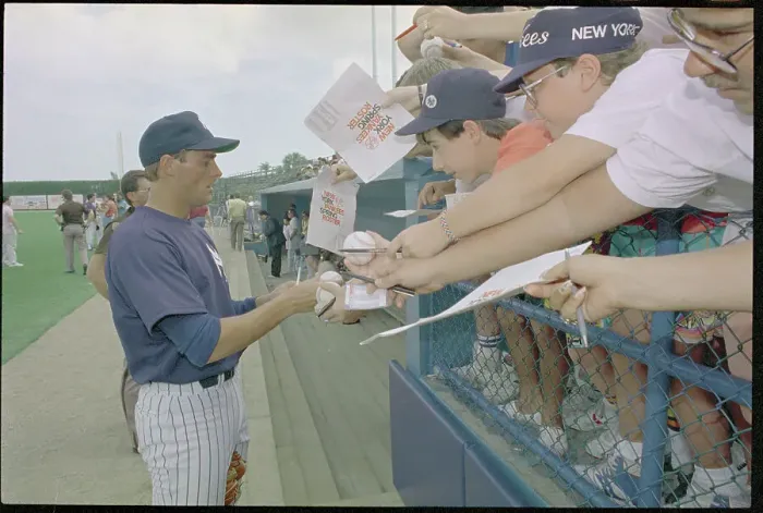 Framed Print : Al Leiter Signing Autographs Framed Print : Al Leiter Signing Autographs