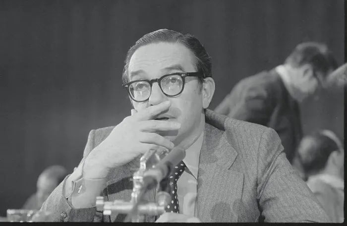 Framed Print : Alan Greenspan Speaking with Hand Covering Mouth Framed Print : Alan Greenspan Speaking with Hand Covering Mouth