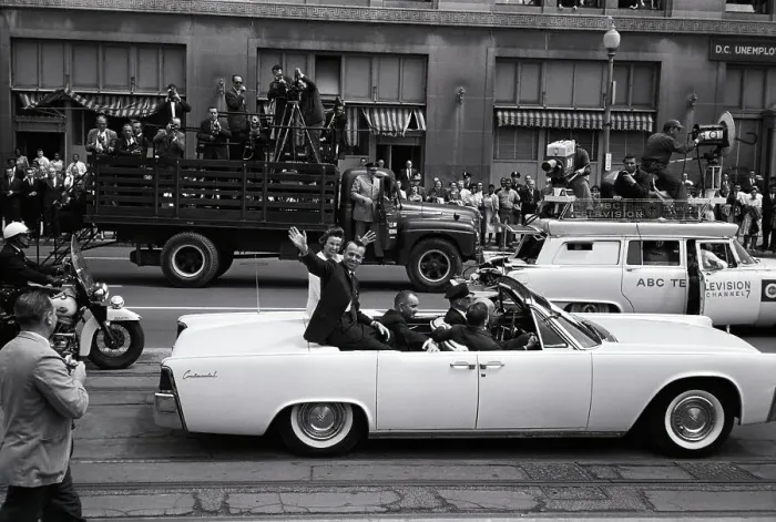 Framed Print : Alan & Louise Shepard Wave From Car Framed Print : Alan & Louise Shepard Wave From Car