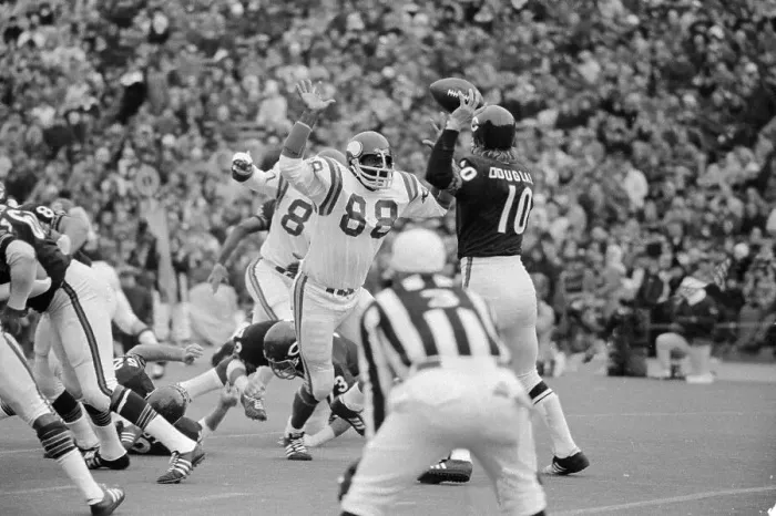 Framed Print : Alan Page in Football Action Framed Print : Alan Page in Football Action
