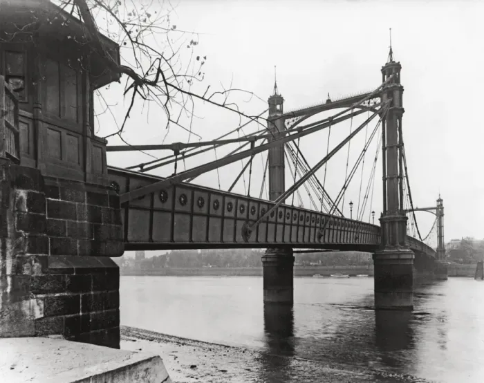 Framed Print : Albert Bridge