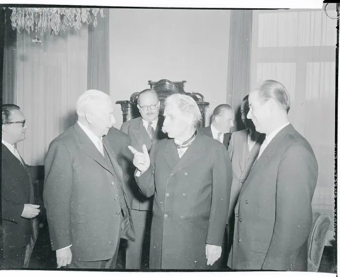 Framed Print : Albert Schweitzer and Federal President Framed Print : Albert Schweitzer and Federal President