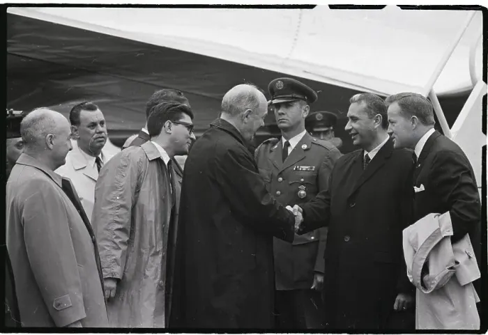 Framed Print : Aldo Moro & Dean Rusk Shaking Hands