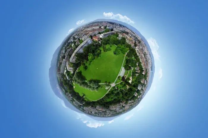 Framed Print : Alfred Bertrand Park, Geneva