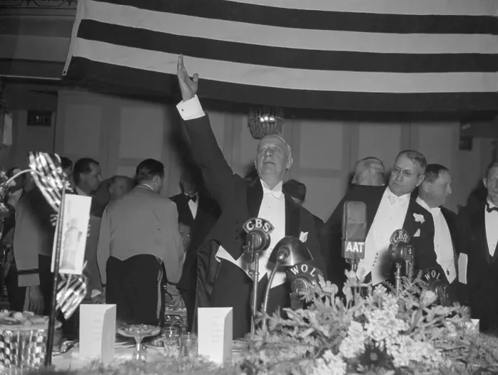 Framed Print : Alfred Smith Speaking with Arm Raised Framed Print : Alfred Smith Speaking with Arm Raised