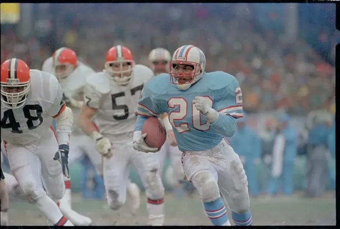 Framed Print : Allen Pinkett Running Ball Into End Zone Framed Print : Allen Pinkett Running Ball Into End Zone