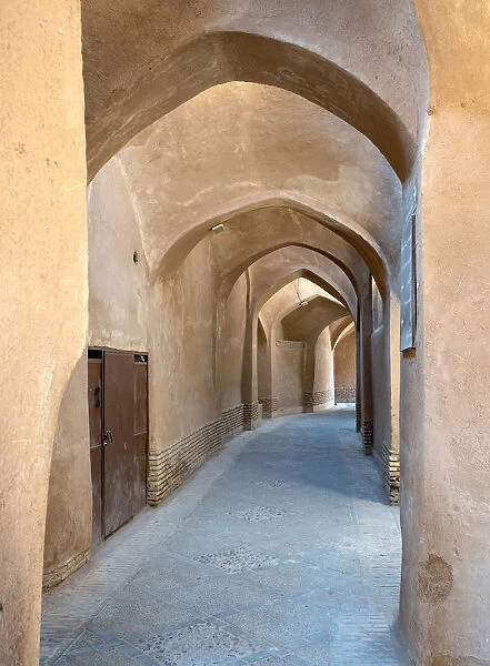 Alley in adobe Yazd old town, Iran