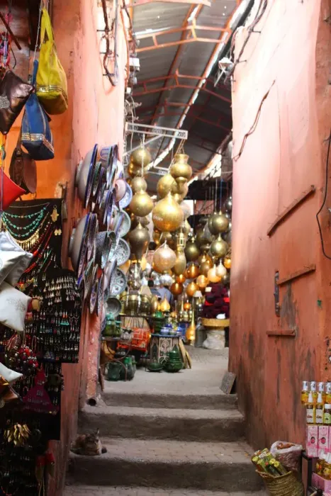 Framed Print : An alley in the souks of Marrakech Framed Print : An alley in the souks of Marrakech