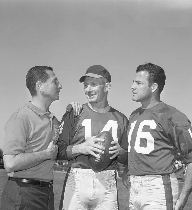 Framed Print : Allie Sherman Conversing with Frank Gifford and Y.A. Tittle