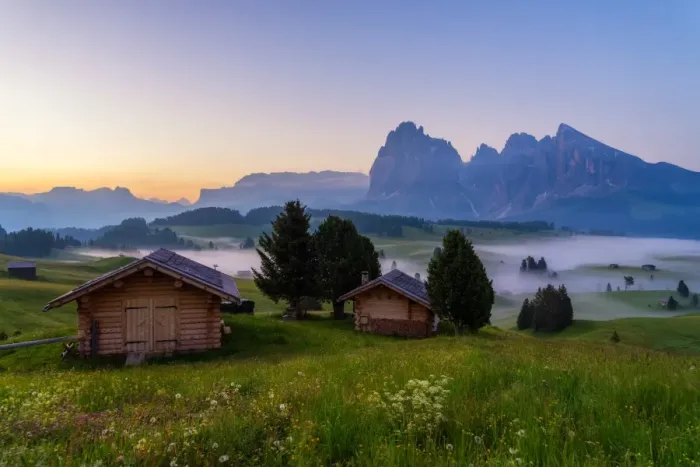 Framed Print : Alpe Di Siusi (Seiser Alm), Dolomites, Italy Framed Print : Alpe Di Siusi (Seiser Alm), Dolomites, Italy