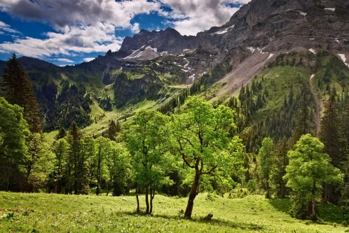 Framed Print : Alpine Light - Groser Ahornboden Framed Print : Alpine Light - Groser Ahornboden