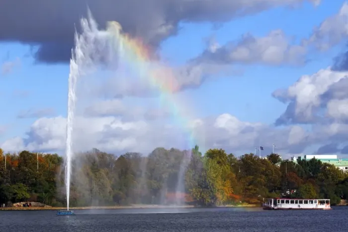 Framed Print : Alster Fountain, water fountain creating a rainbow on the Inner Alster Lake in the center of Hamburg, cruise ship, Hamburg, Germany, Europe Framed Print : Alster Fountain, water fountain creating a rainbow on the Inner Alster Lake in the center of Hamburg, cruise ship, Hamburg, Germany, Europe