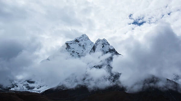 Amadablam, Everest base camp trek, Himalayas, Nepal, Colour Image, Color Image, Photography