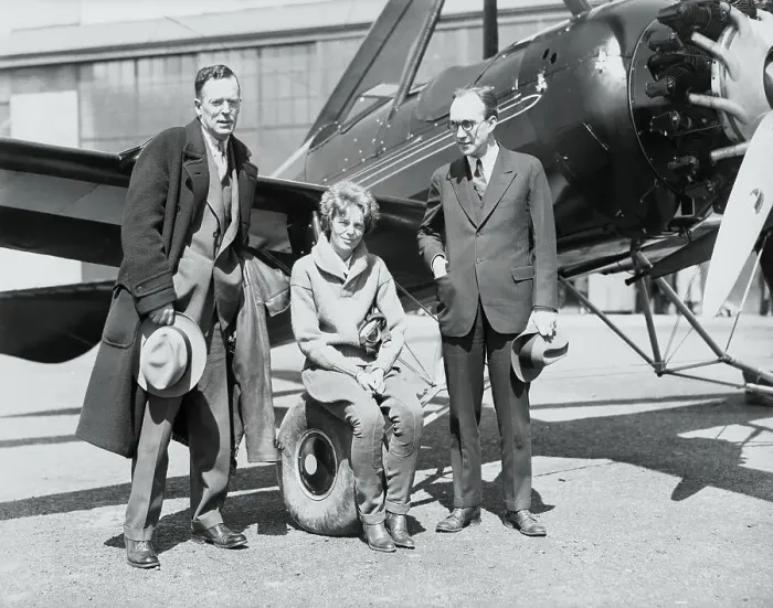 Framed Print : Amelia Earhart with Husband and Harold Pitcairn Framed Print : Amelia Earhart with Husband and Harold Pitcairn