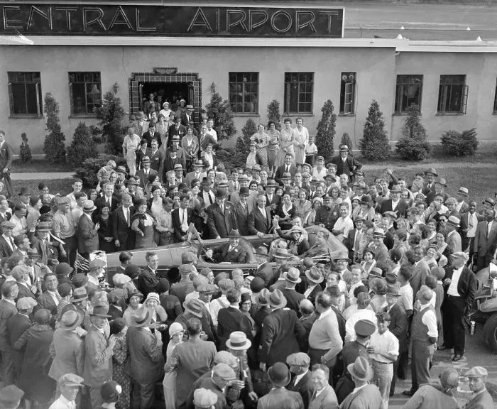 Framed Print : Amelia Earhart Waving to Crowds of Admirers Framed Print : Amelia Earhart Waving to Crowds of Admirers