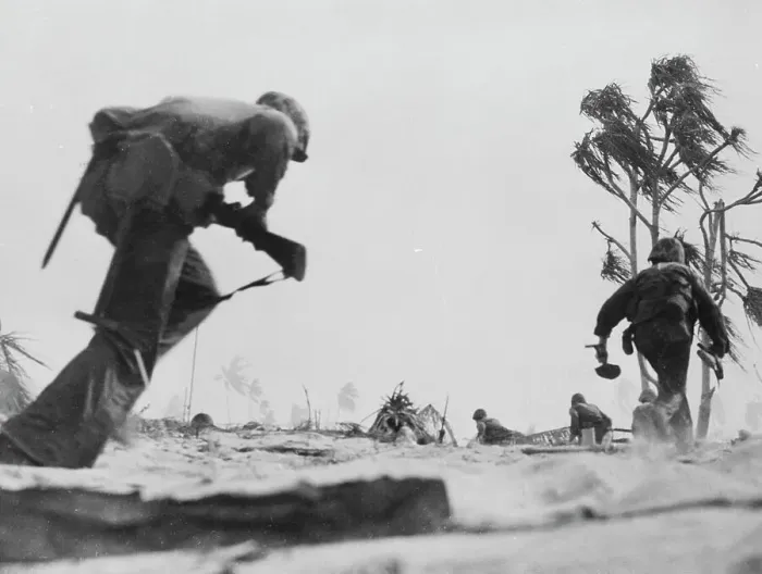 Framed Print : American Marines Crossing Terrain Hastily with Tools in Hand Framed Print : American Marines Crossing Terrain Hastily with Tools in Hand