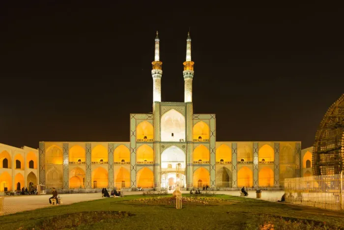 Framed Print : Amir Chakhmagh Mosque at night, Yazd, Iran Framed Print : Amir Chakhmagh Mosque at night, Yazd, Iran