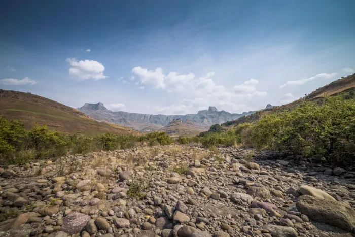 Framed Print : Amphitheatre mountains in Royal Natal National Park