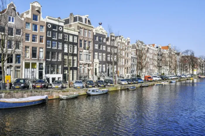 Framed Print : An Amsterdam Canal Framed Print : An Amsterdam Canal