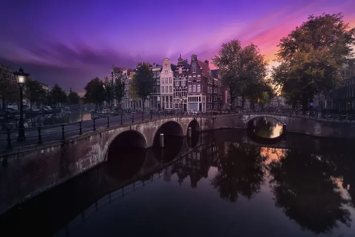 Framed Print : Amsterdam Canals Framed Print : Amsterdam Canals
