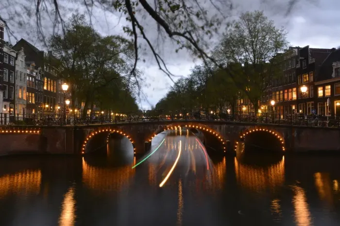 Framed Print : Amsterdam at night Framed Print : Amsterdam at night